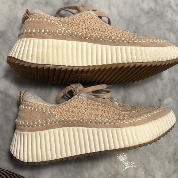 Dolce Vita Cream Sneakers - Picture 8 of 10